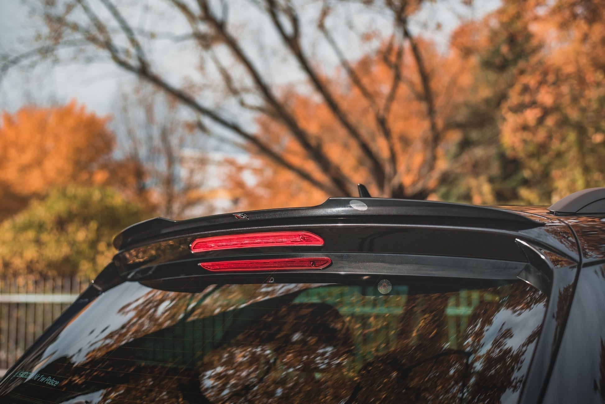 Spoiler CAP für Skoda Karoq Sportline Carbon Look