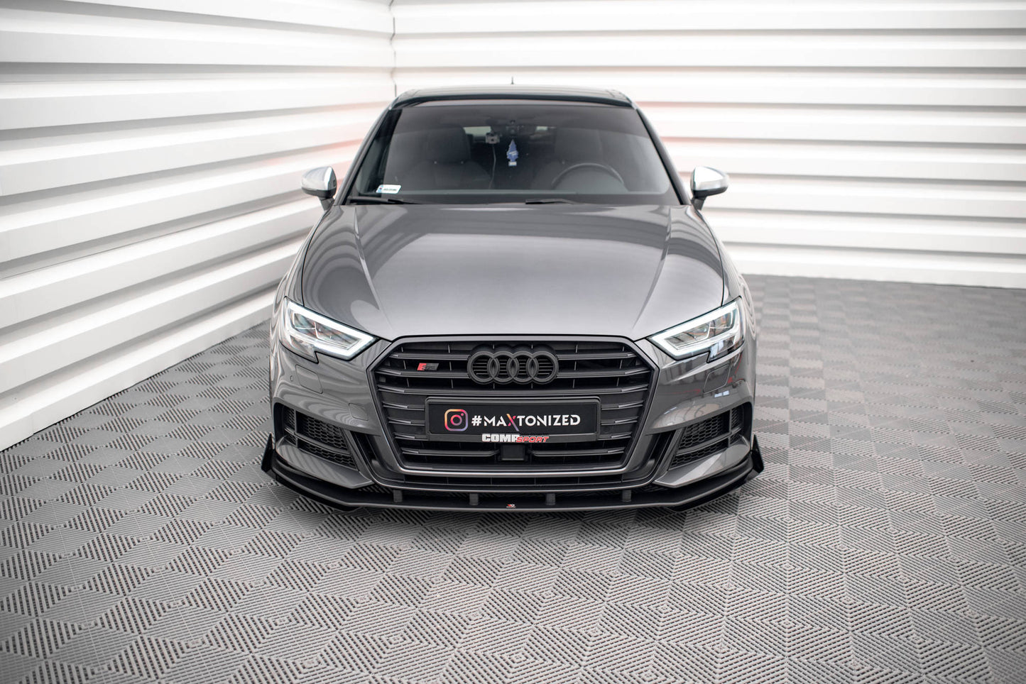 Street Pro Front Ansatz für +Flaps für V.1 + Flaps Audi S3 Sportback 8V Facelift schwarz Hochglanz
