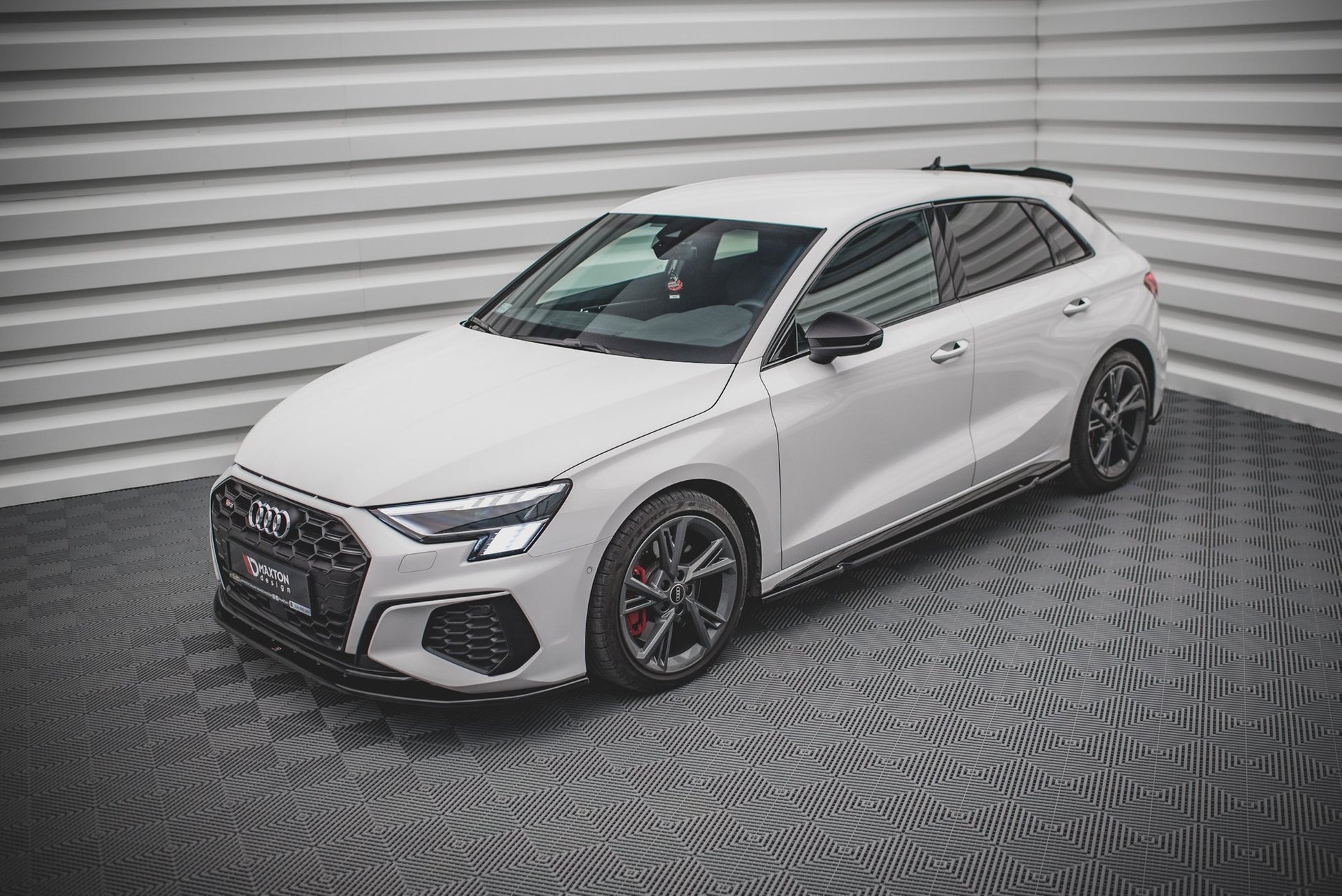 Seitenschweller Ansatz für Audi S3 / A3 S-Line 8Y schwarz matt