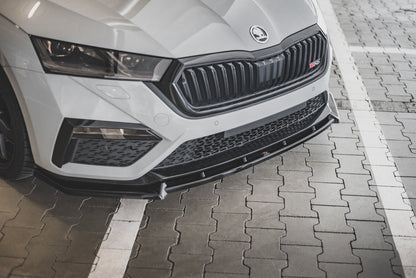 Front Ansatz V.1 für Skoda Octavia RS Mk4 schwarz matt