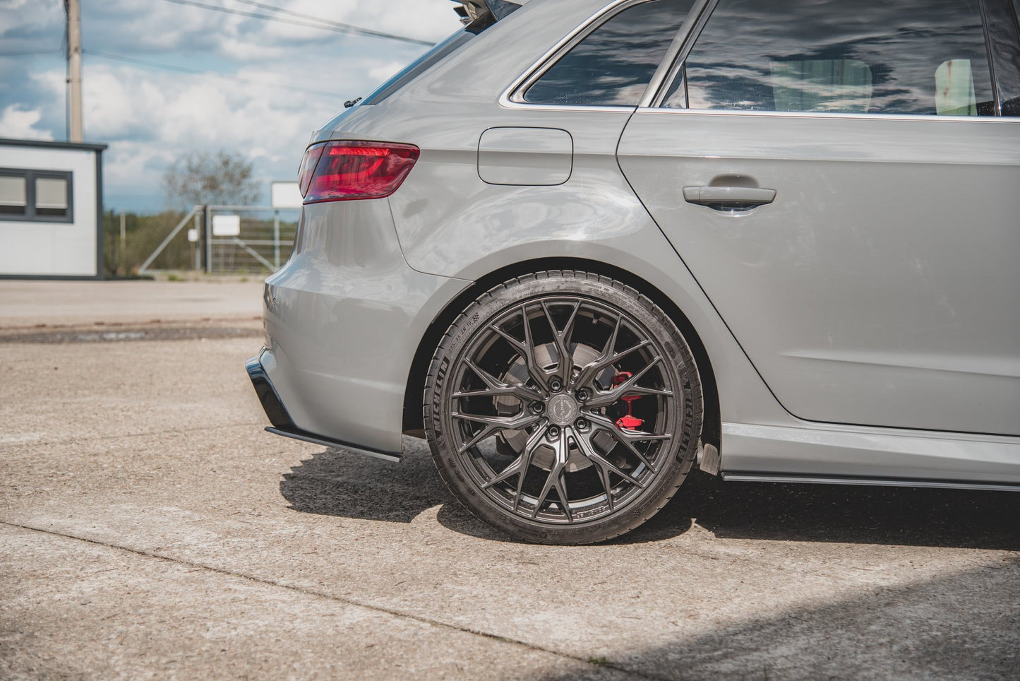 Robuste Racing Heck Ansatz Flaps Diffusor für Audi RS3 8V Sportback