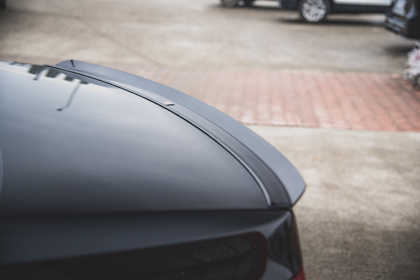 Spoiler CAP für BMW 7 M-Paket G11 schwarz Hochglanz