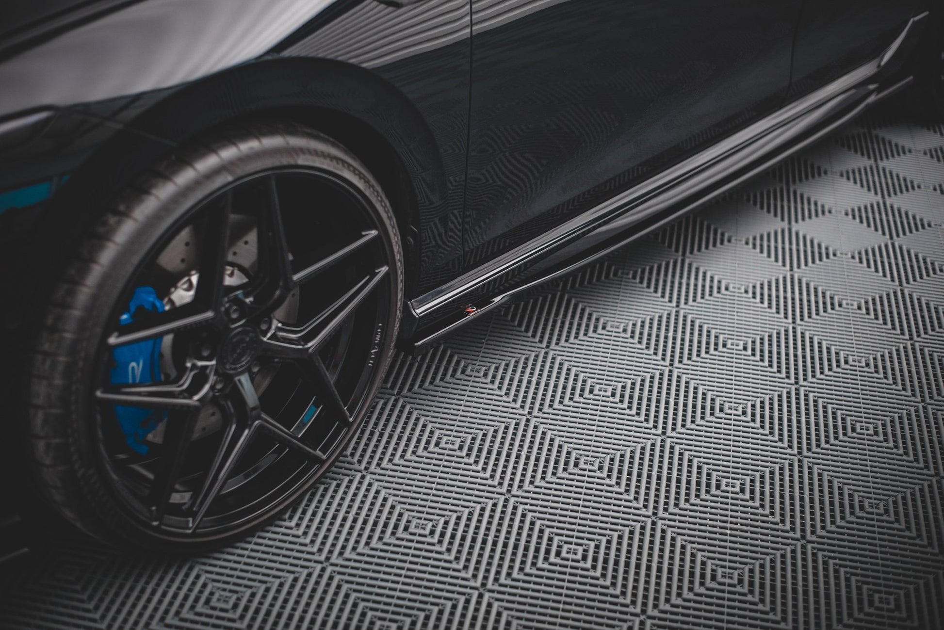 Seitenschweller Ansatz für V.1 für Volkswagen Golf R Mk8 schwarz Hochglanz
