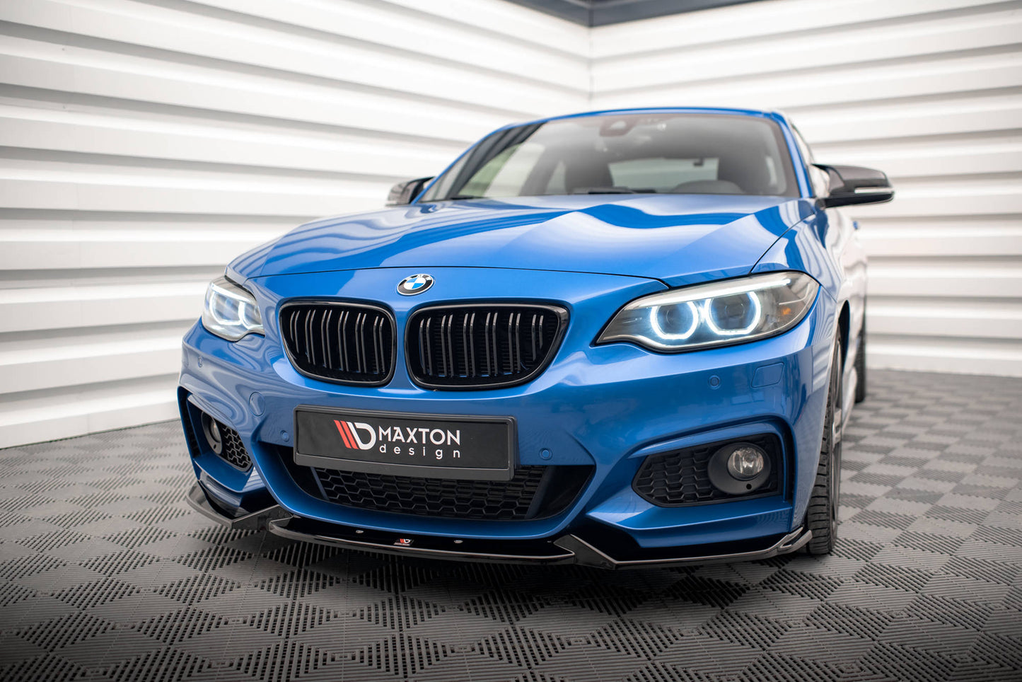 Front Ansatz V.2 für BMW 2 M-Paket F22 schwarz Hochglanz