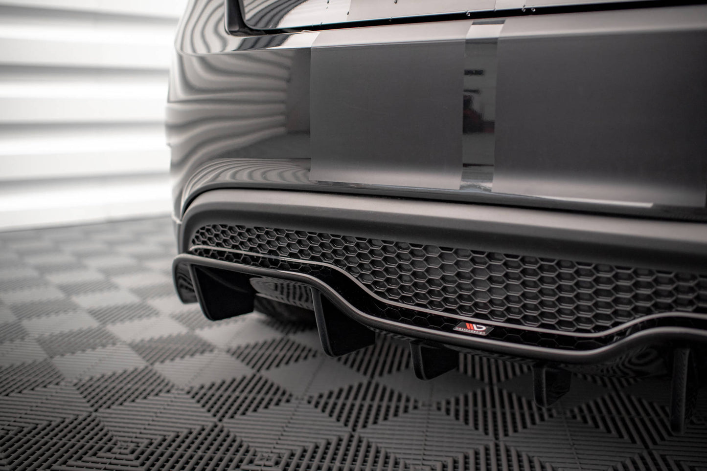 Diffusor Heck Ansatz für Ford Fiesta ST (5-Türige version) Mk7 Facelift schwarz matt