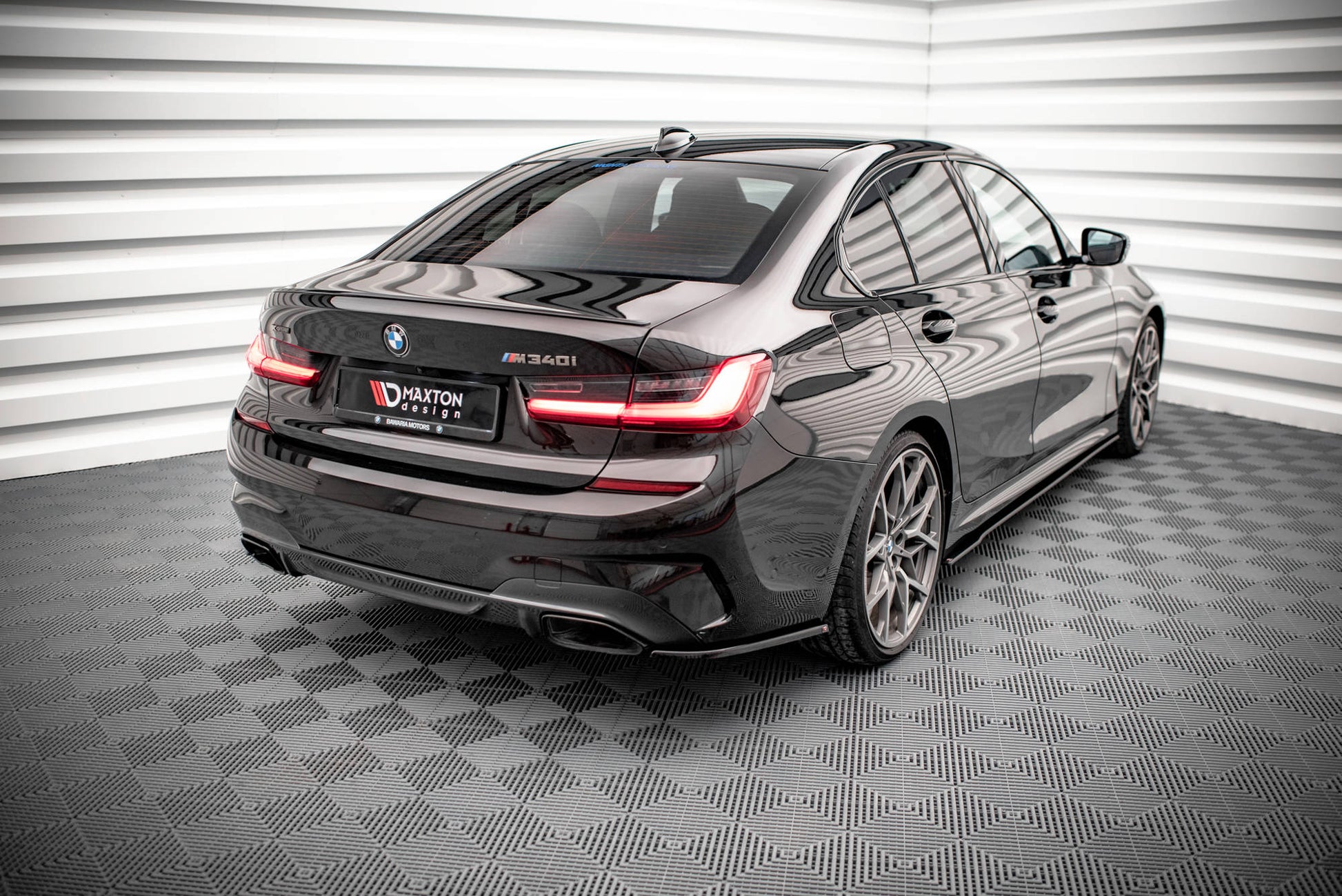 Heck Ansatz Flaps Diffusor V.4 für BMW 3er M-Paket G20 / G21 schwarz Hochglanz
