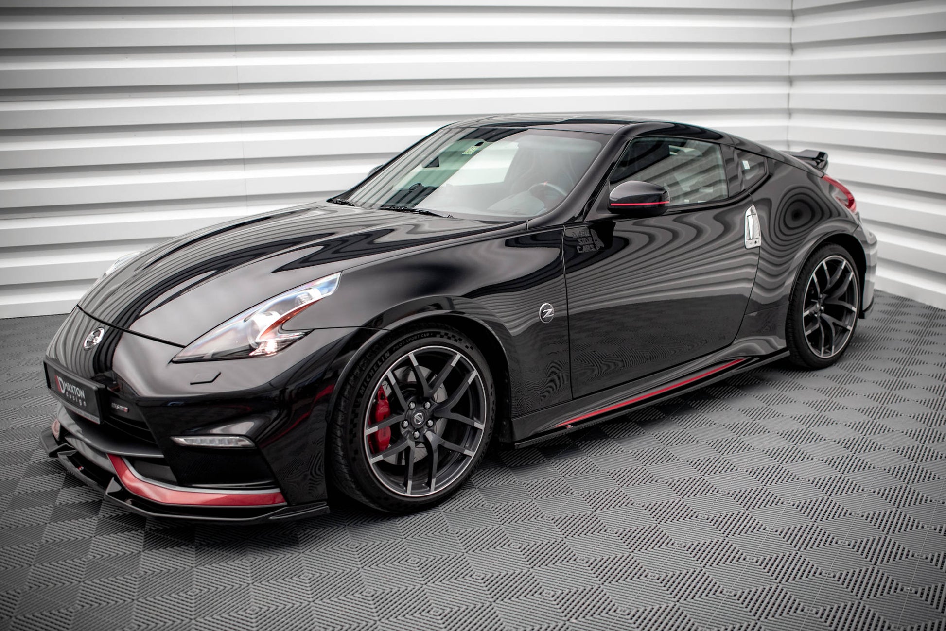 Seitenschweller Ansatz für V.2 für Nissan 370Z Nismo Facelift schwarz Hochglanz