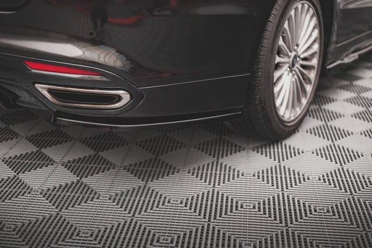 Heck Ansatz Flaps Diffusor für Ford Mondeo Mk5 schwarz Hochglanz