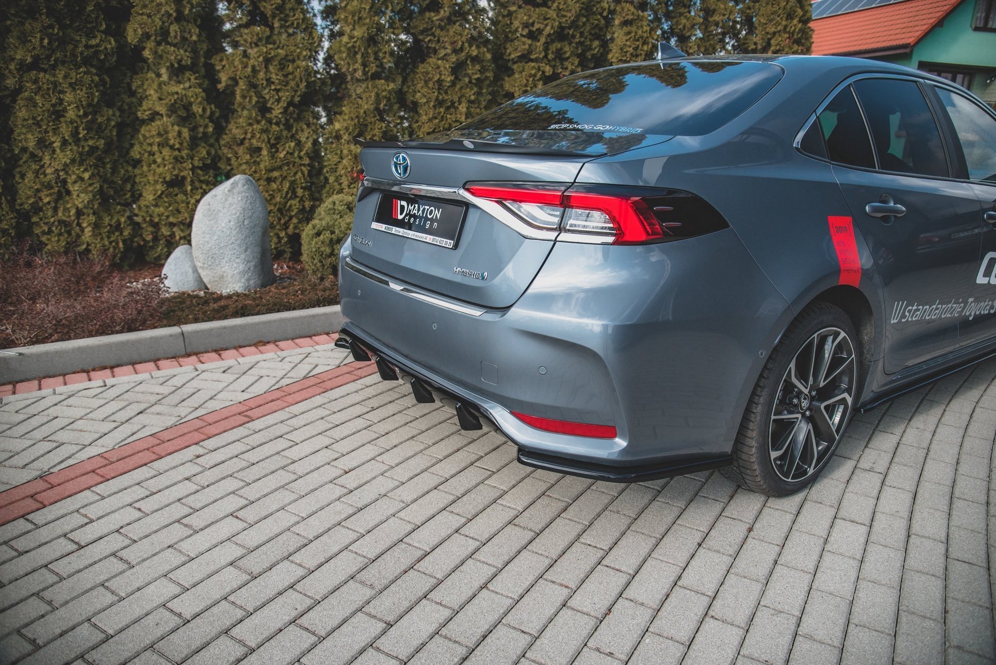 Heck Ansatz Flaps Diffusor für Toyota Corolla XII Limousine Carbon Look