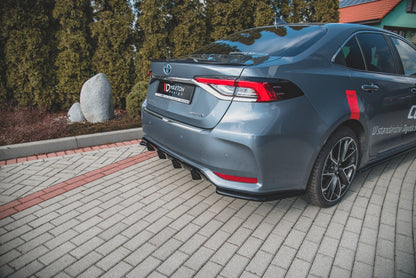 Heck Ansatz Flaps Diffusor für Toyota Corolla XII Limousine Carbon Look