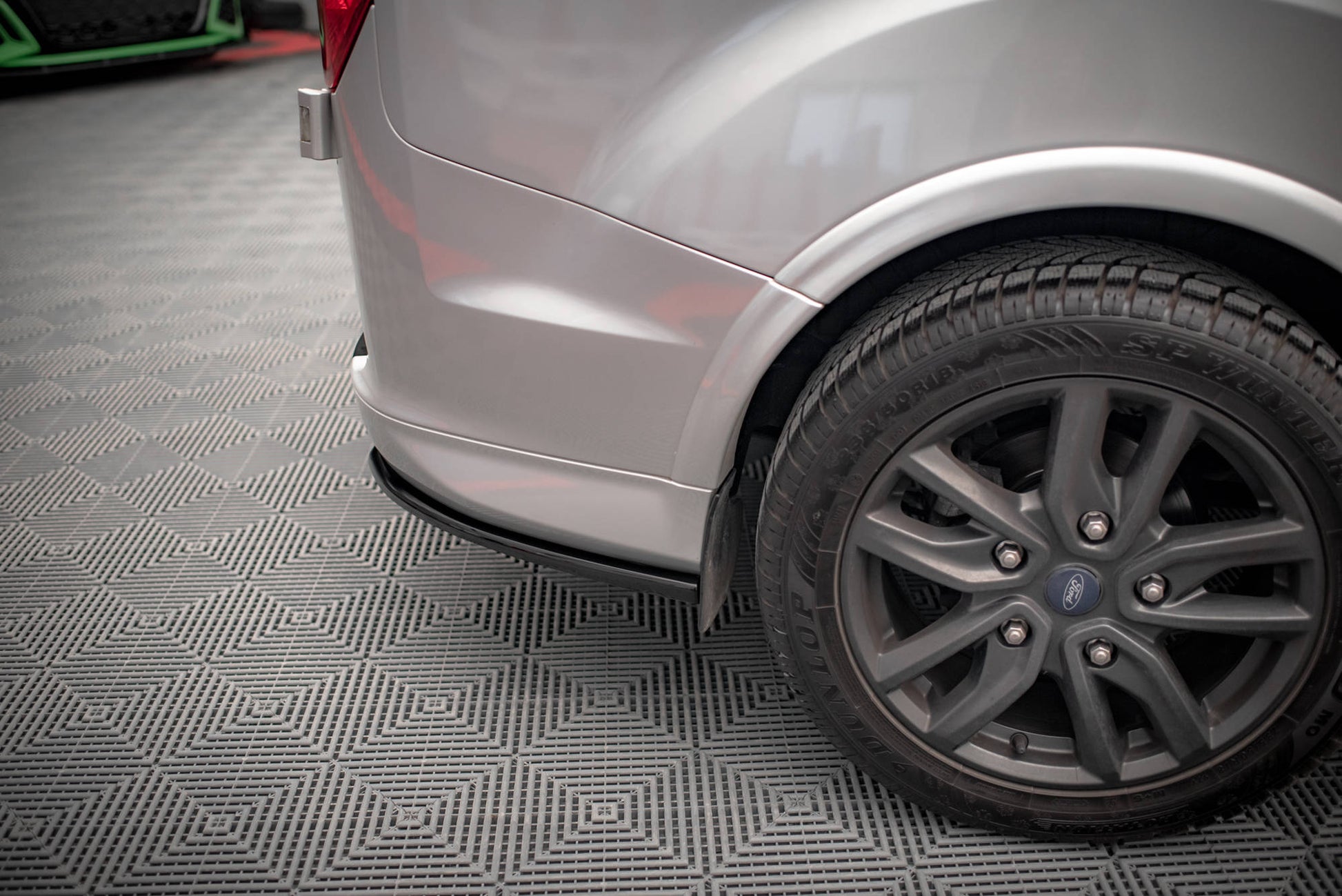 Heck Ansatz Flaps Diffusor für Ford Transit Custom ST-Line Mk1 Facelift schwarz Hochglanz