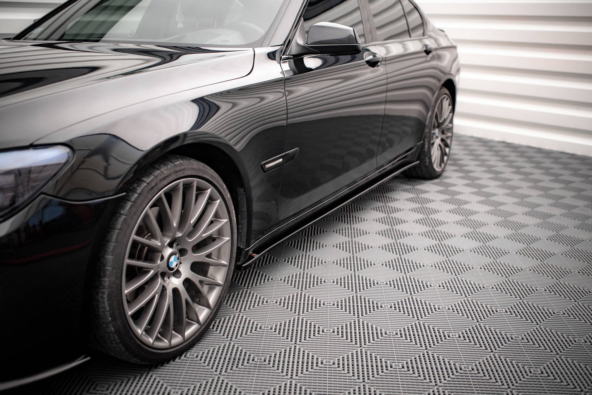 Seitenschweller Ansatz für BMW 7 M-Paket F01 schwarz Hochglanz