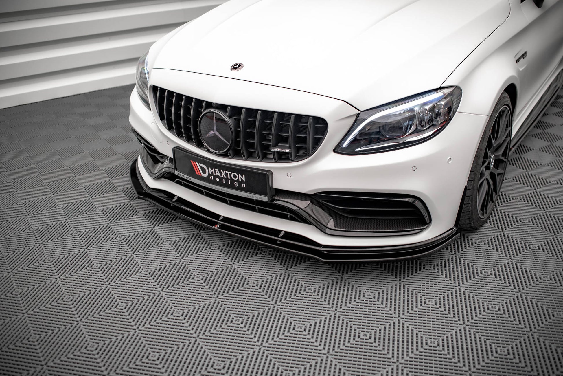 Front Ansatz V.1 für Mercedes-AMG C63 Coupe C205 Facelift Carbon Look