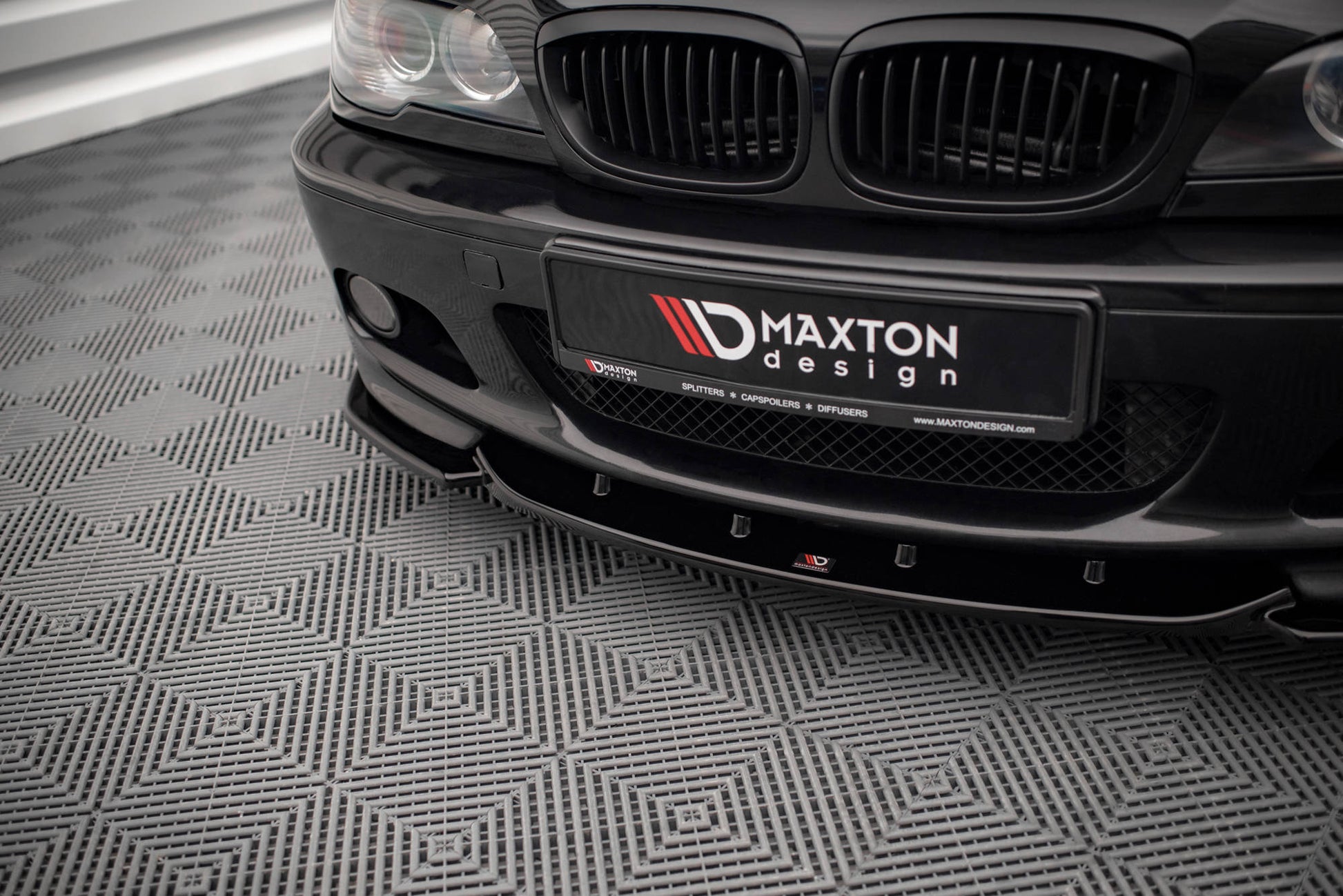 Front Ansatz V.2 für BMW 3er Coupe M-Paket E46 schwarz Hochglanz