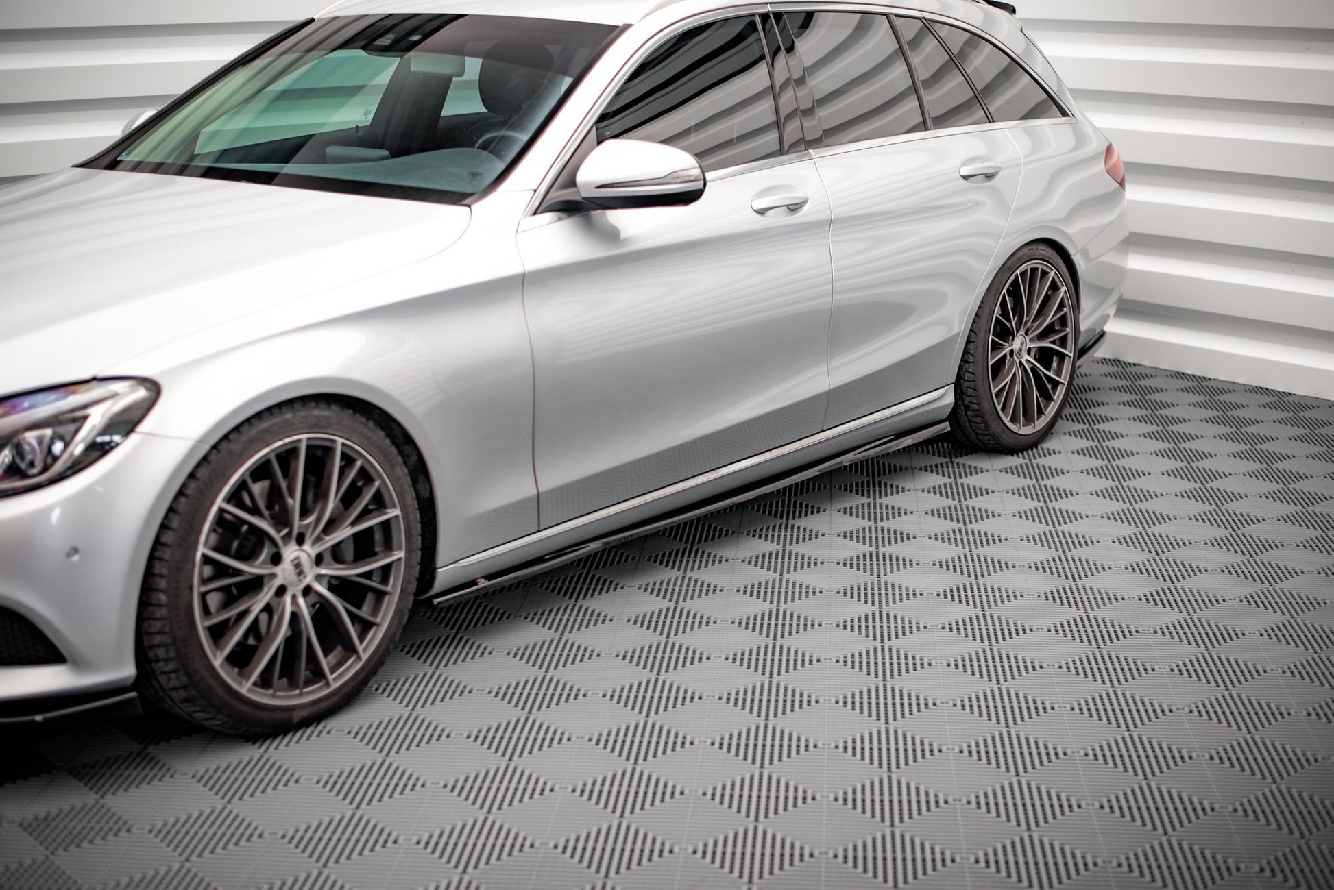 Seitenschweller Ansatz für Mercedes-Benz C W205 Carbon Look