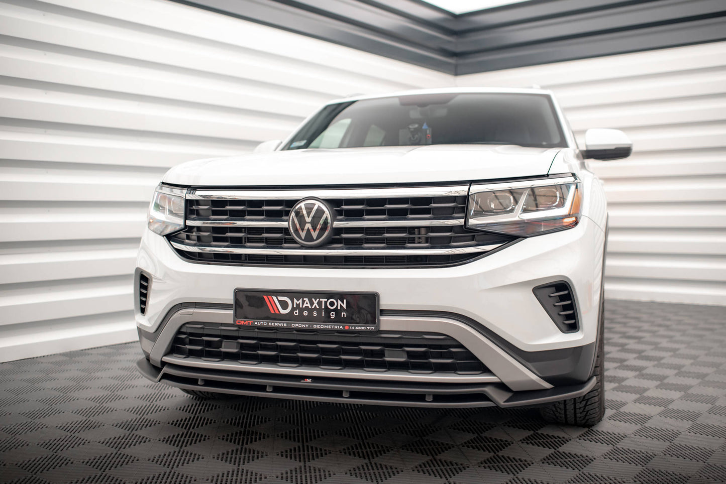 Front Ansatz V.2 für Volkswagen Atlas Cross Sport schwarz matt