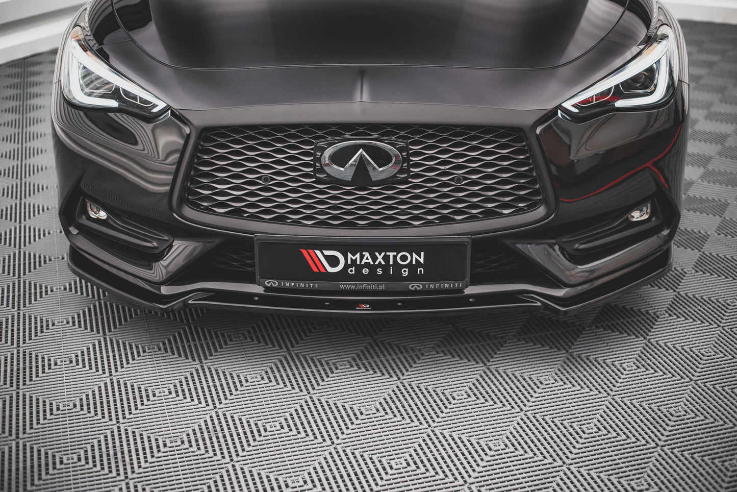 Front Ansatz für Infiniti Q60 S Mk2 Carbon Look