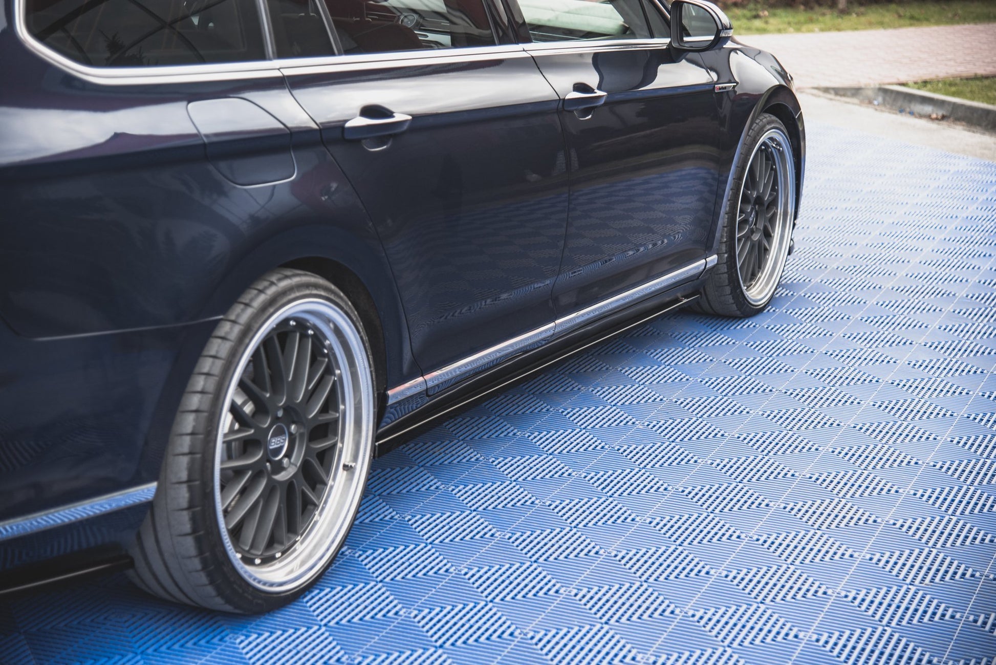 Seitenschweller Ansatz für Volkswagen Passat B8 schwarz Hochglanz