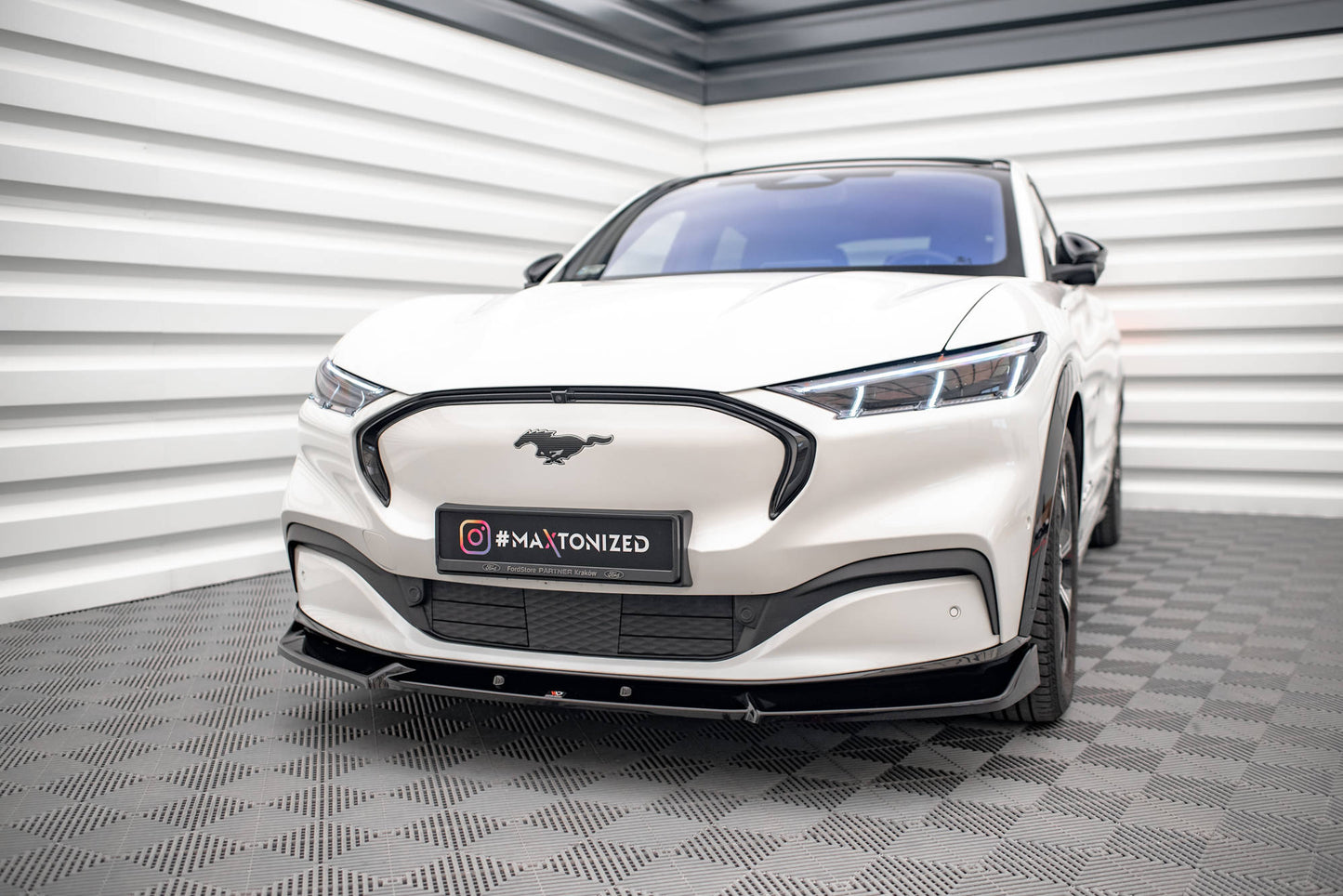 Front Ansatz V.1 für Ford Mustang Mach-E Mk1 Carbon Look