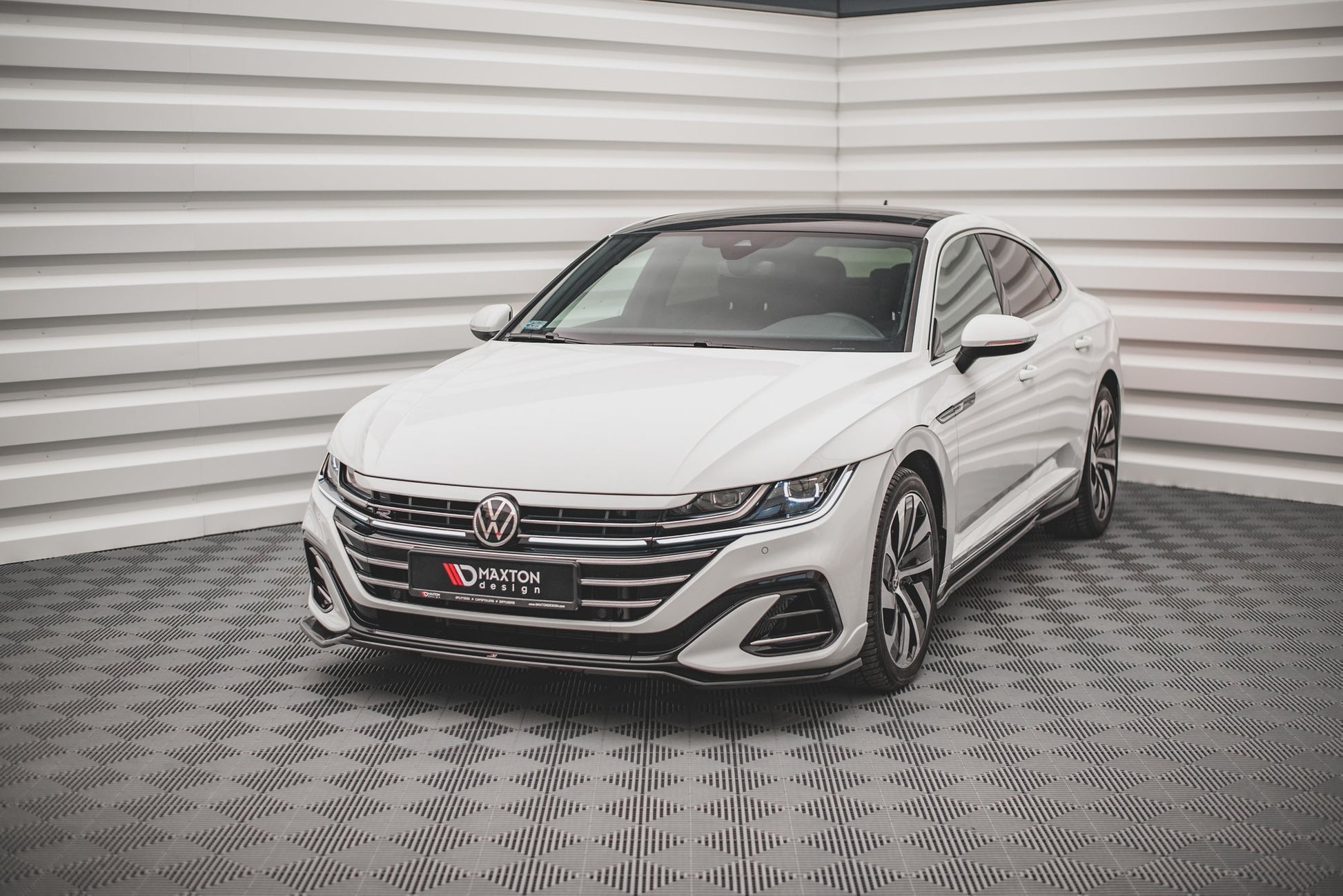 Front Ansatz V.3 für Volkswagen Arteon R-Line Facelift Carbon Look