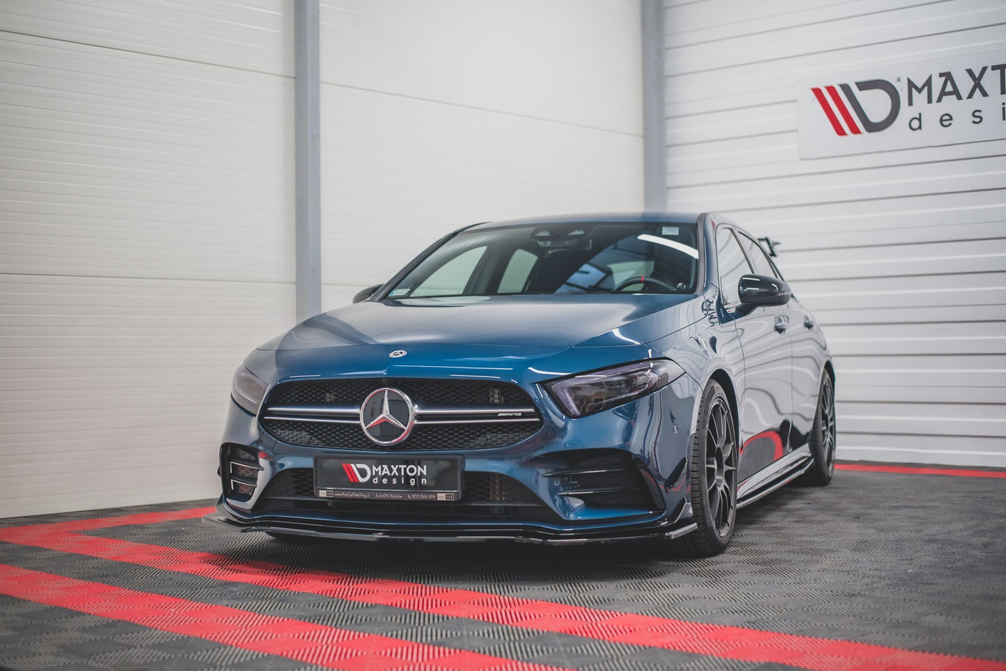 Front Ansatz V.1 für Mercedes A35 AMG Aero W177  schwarz Hochglanz