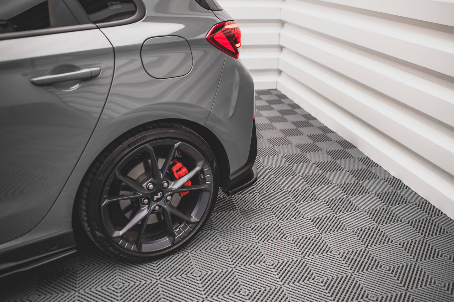 Heck Ansatz Flaps Diffusor V.2 für Hyundai I30 N Hatchback Mk3 Facelift Carbon Look