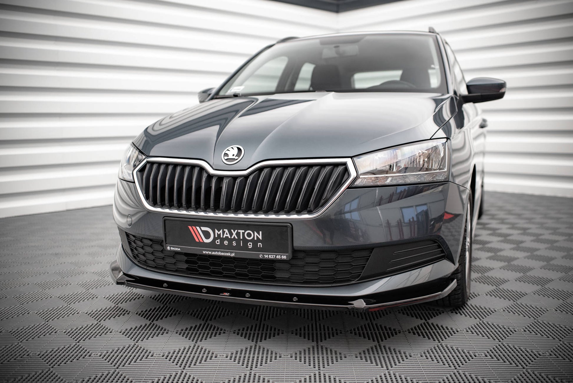 Front Ansatz für Skoda Fabia Mk3 Facelift schwarz Hochglanz