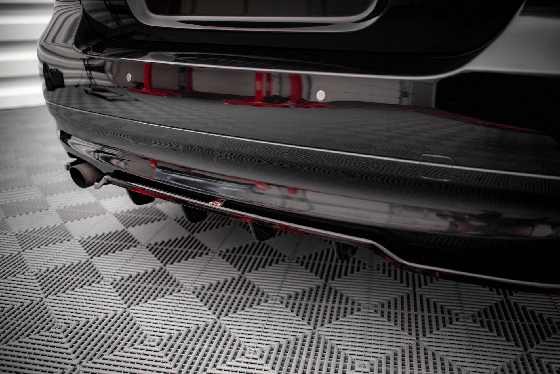 Mittlerer Diffusor Heck Ansatz DTM Look für BMW 3er Limousine E90 schwarz matt