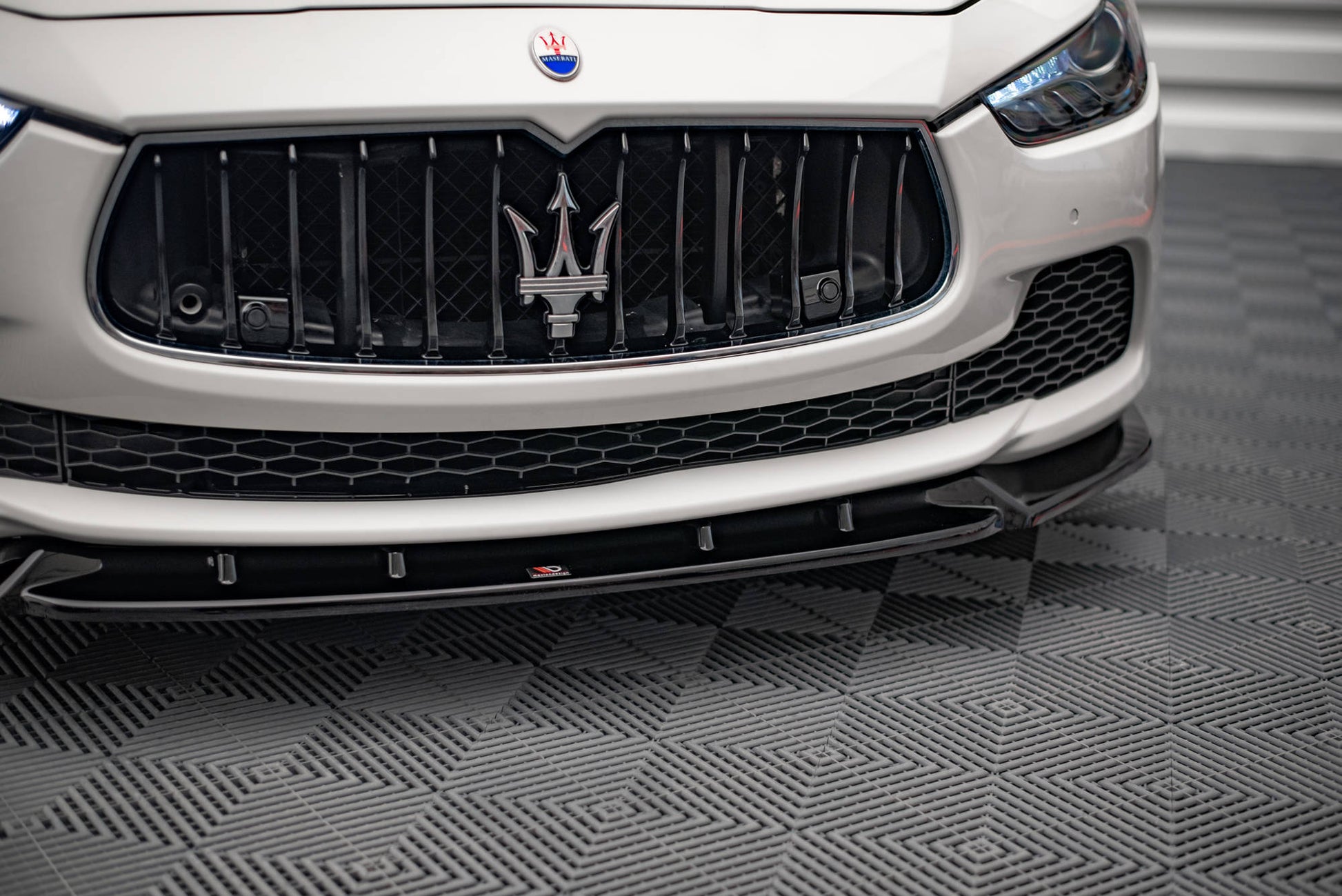 Front Ansatz V.2 für Maserati Ghibli Mk3 schwarz matt