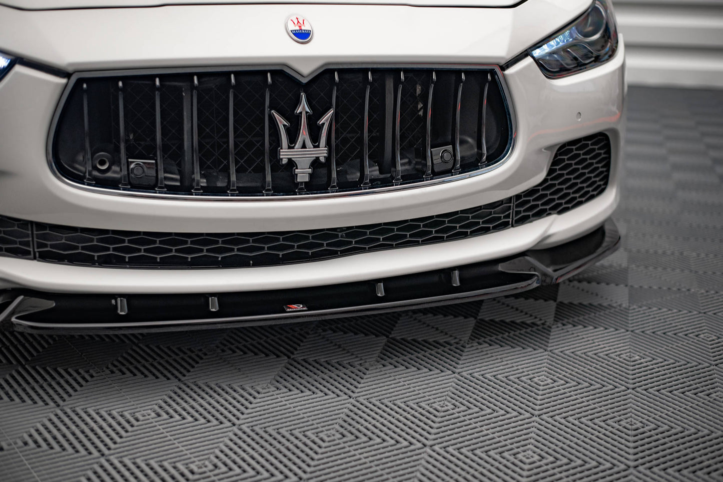 Front Ansatz V.2 für Maserati Ghibli Mk3 Carbon Look