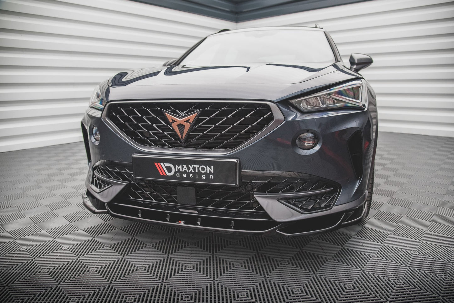 Front Ansatz V.1 für Cupra Formentor Carbon Look
