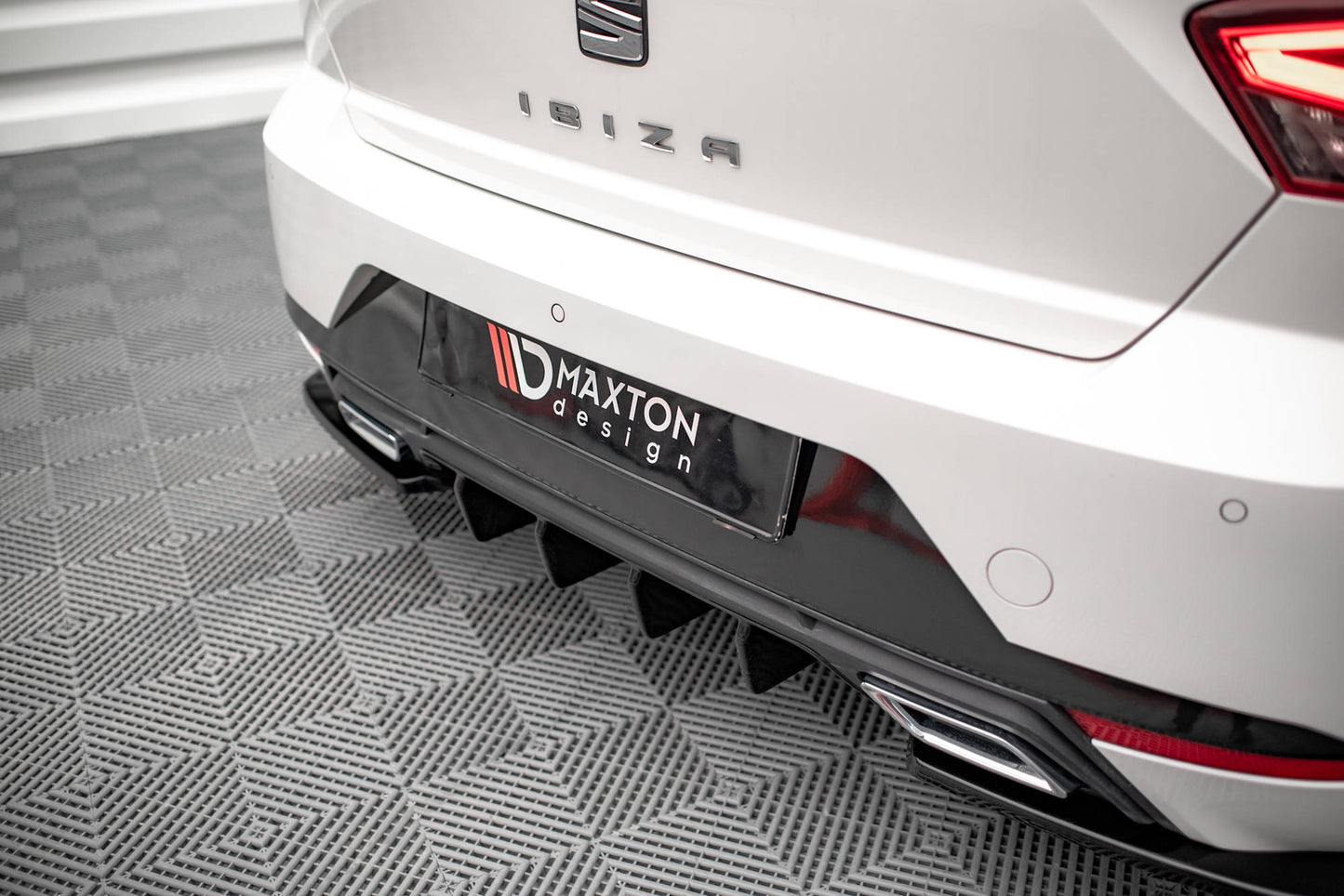Diffusor Heck Ansatz für Seat Ibiza FR/ Standard Mk5 Carbon Look