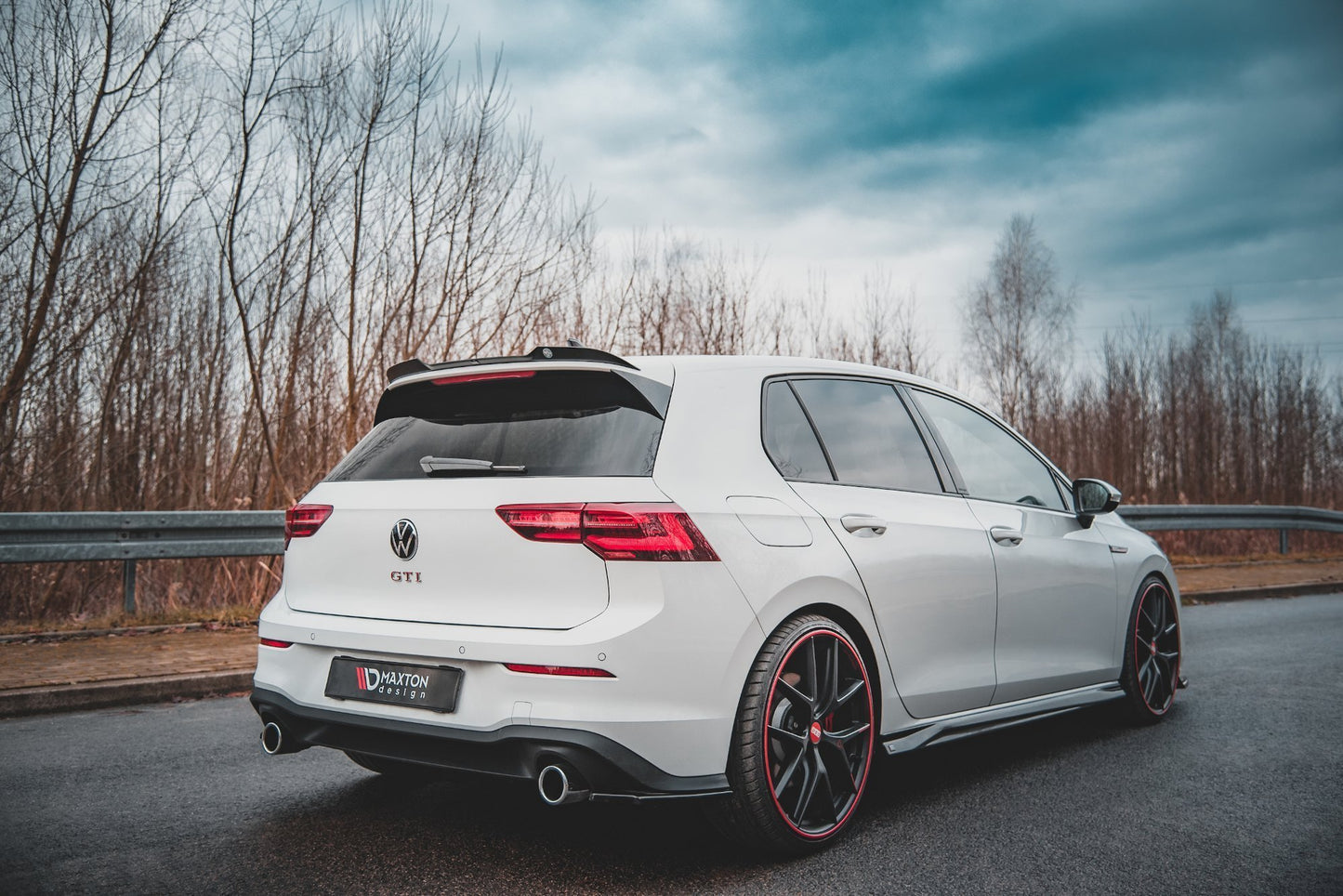 Spoiler CAP V.2 für Volkswagen Golf 8 GTI / R Carbon Look