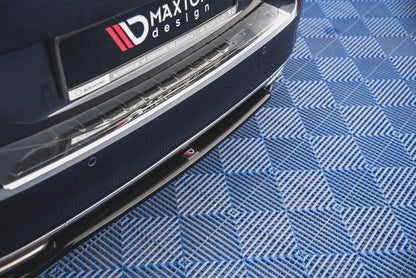 Mittlerer Diffusor Heck Ansatz für Volkswagen Passat B8 schwarz matt