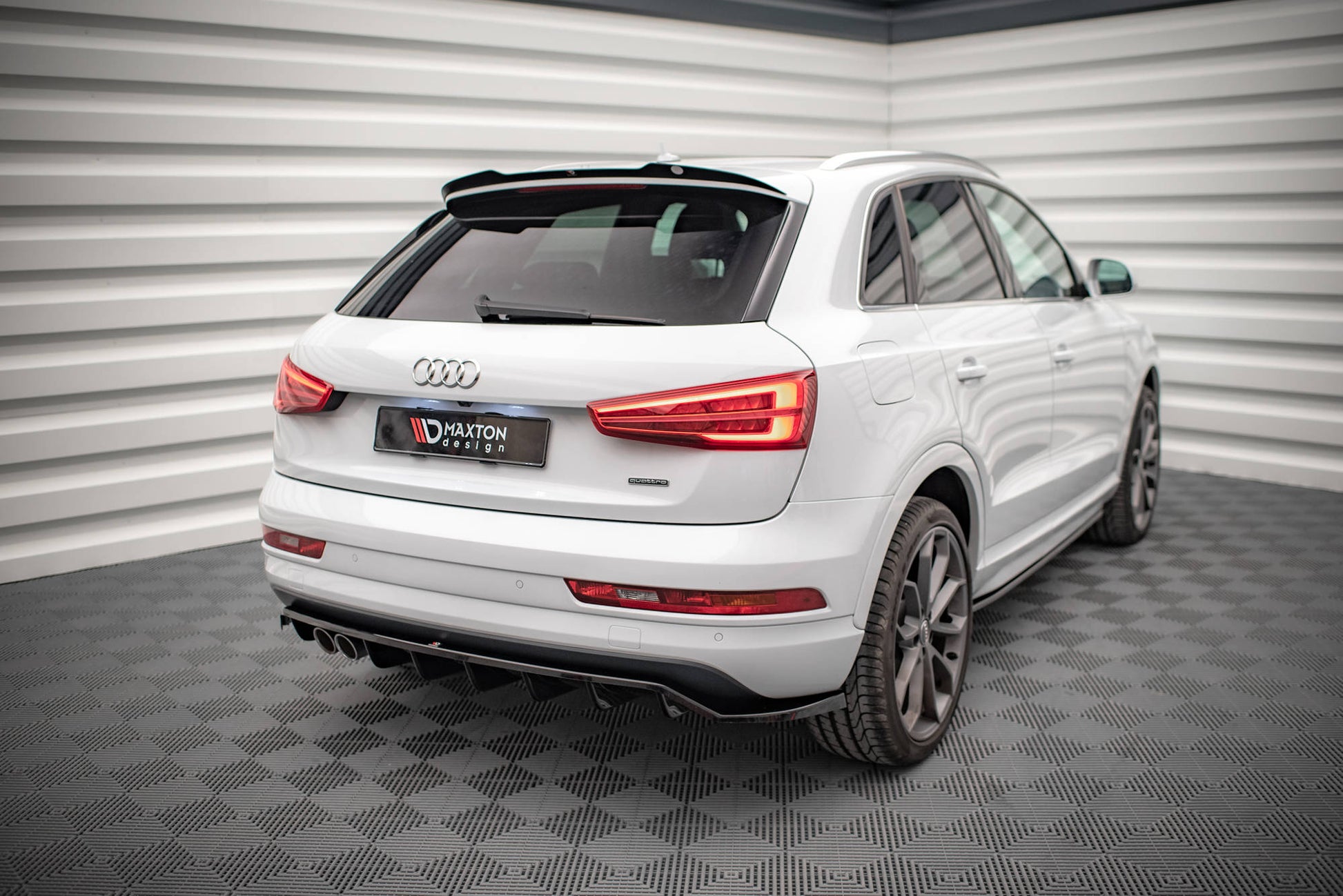 Spoiler CAP für Audi Q3 8U Facelift schwarz matt