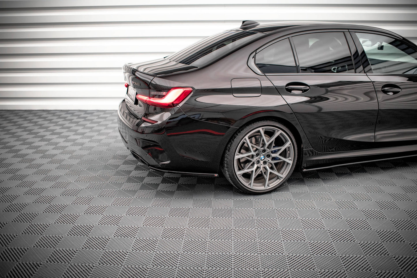 Heck Ansatz Flaps Diffusor V.4 für BMW 3er M-Paket G20 / G21 schwarz matt