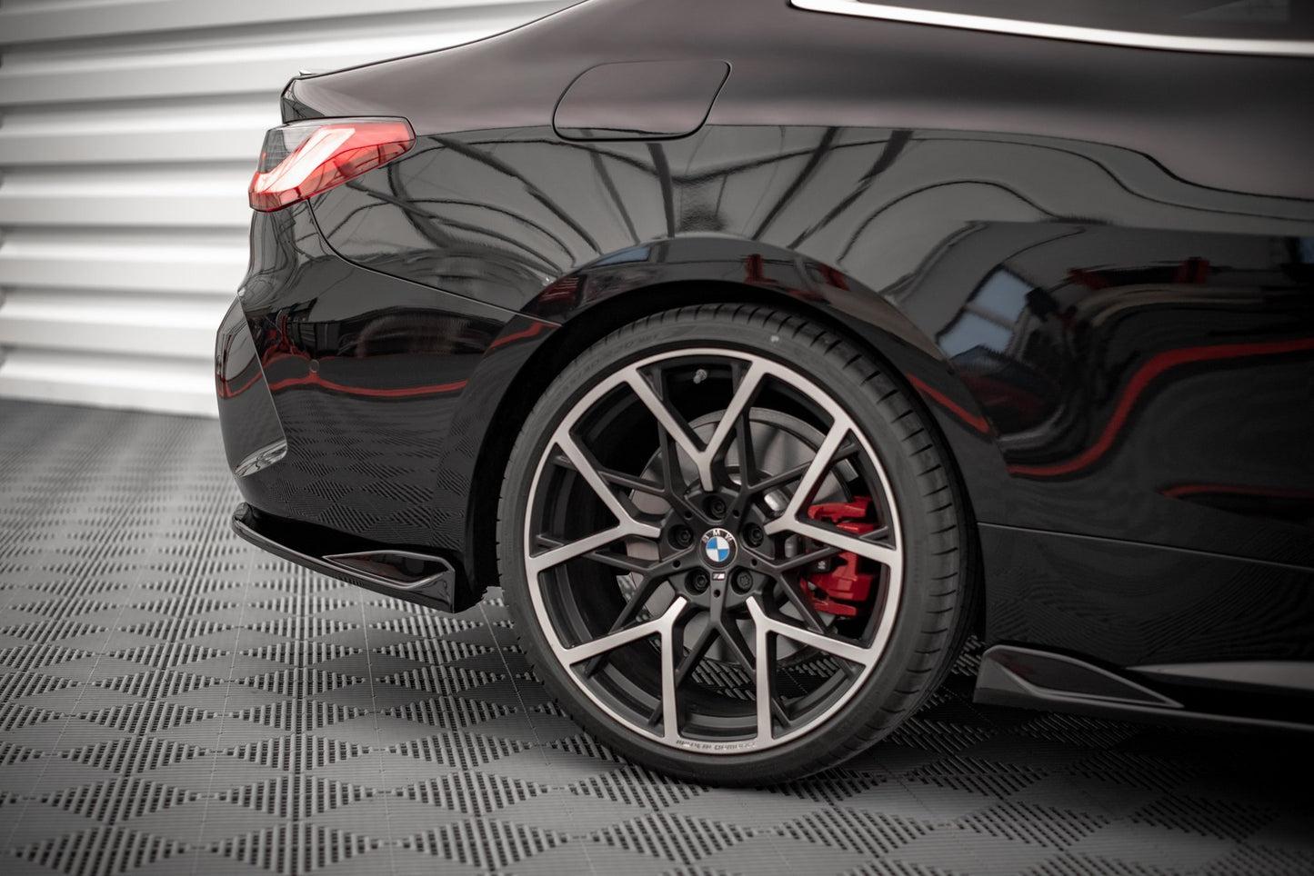 Heck Ansatz Flaps Diffusor V.2 für BMW 4er M-Paket G22 schwarz matt