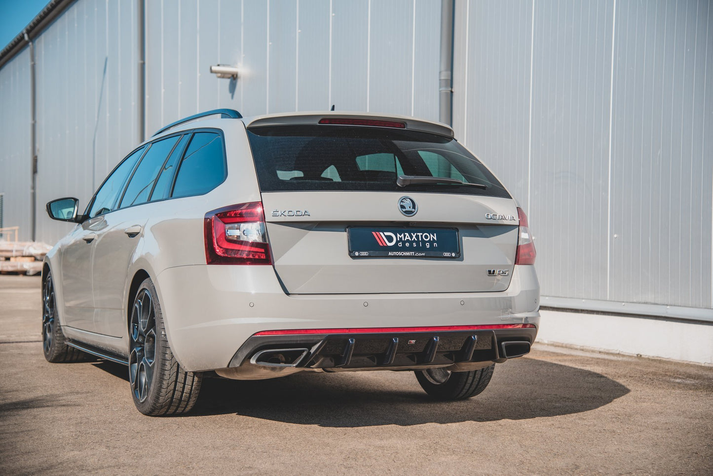 Diffusor Heck Ansatz V.1 für Skoda Octavia RS Mk3 / Mk3 FL Hatchback / Kombi Carbon Look
