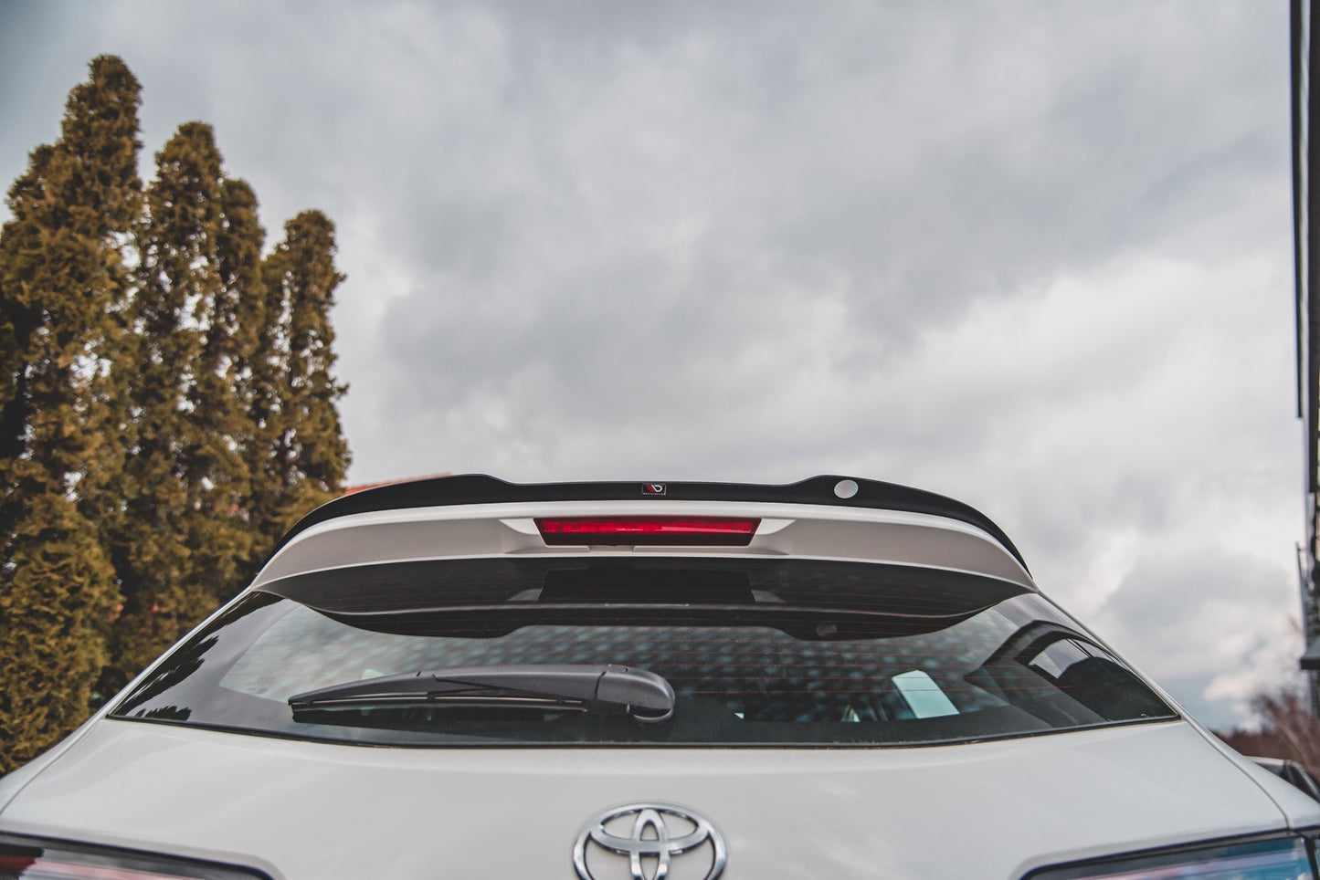 Spoiler CAP für Toyota Corolla XII Touring Sports schwarz matt