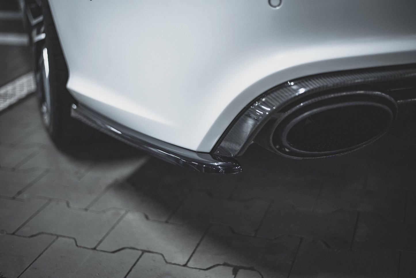 Heck Ansatz Flaps Diffusor V.2 für Audi RS6 C7 Carbon Look