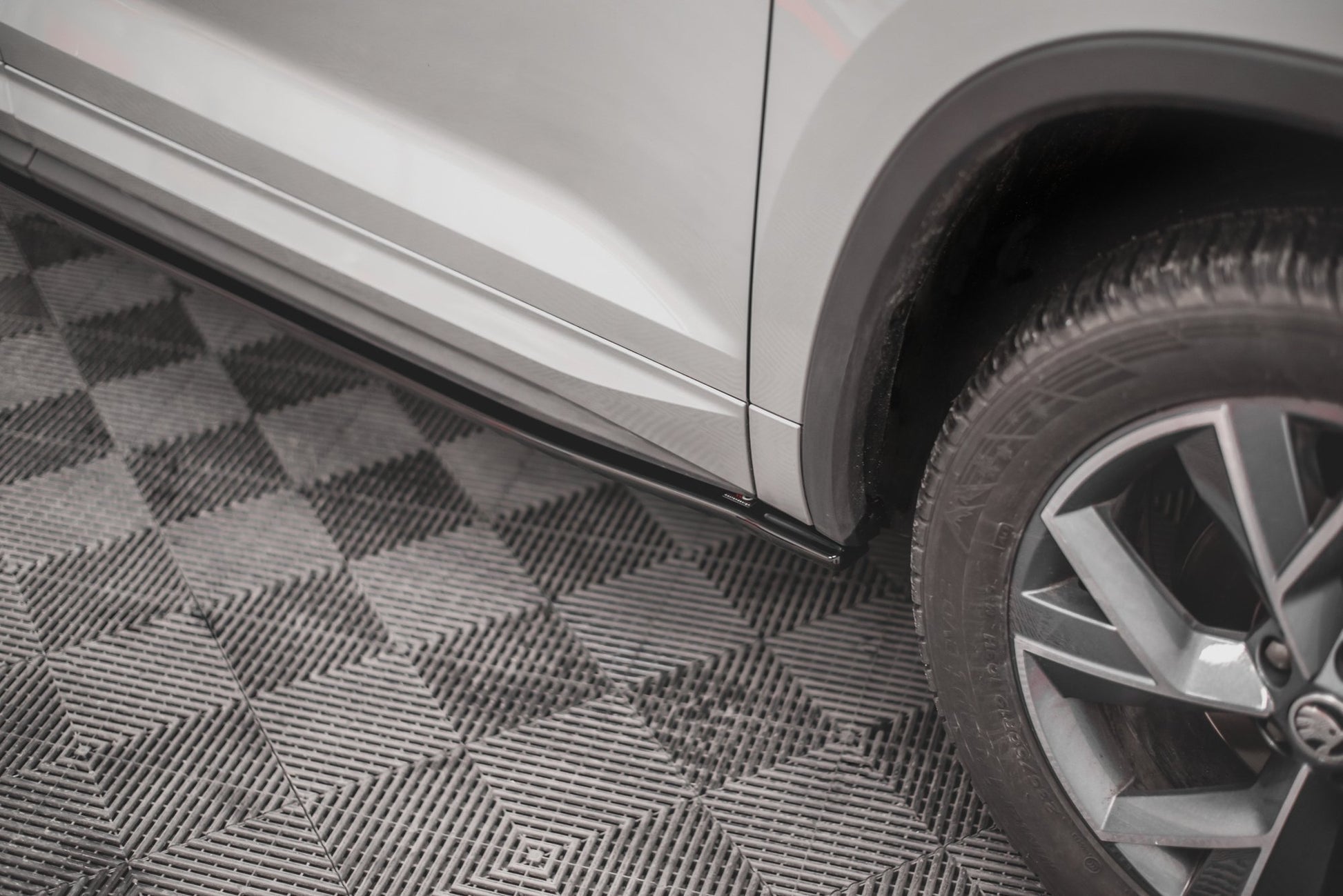 Seitenschweller Ansatz für Skoda Kodiaq Mk1 Sportline/RS Carbon Look
