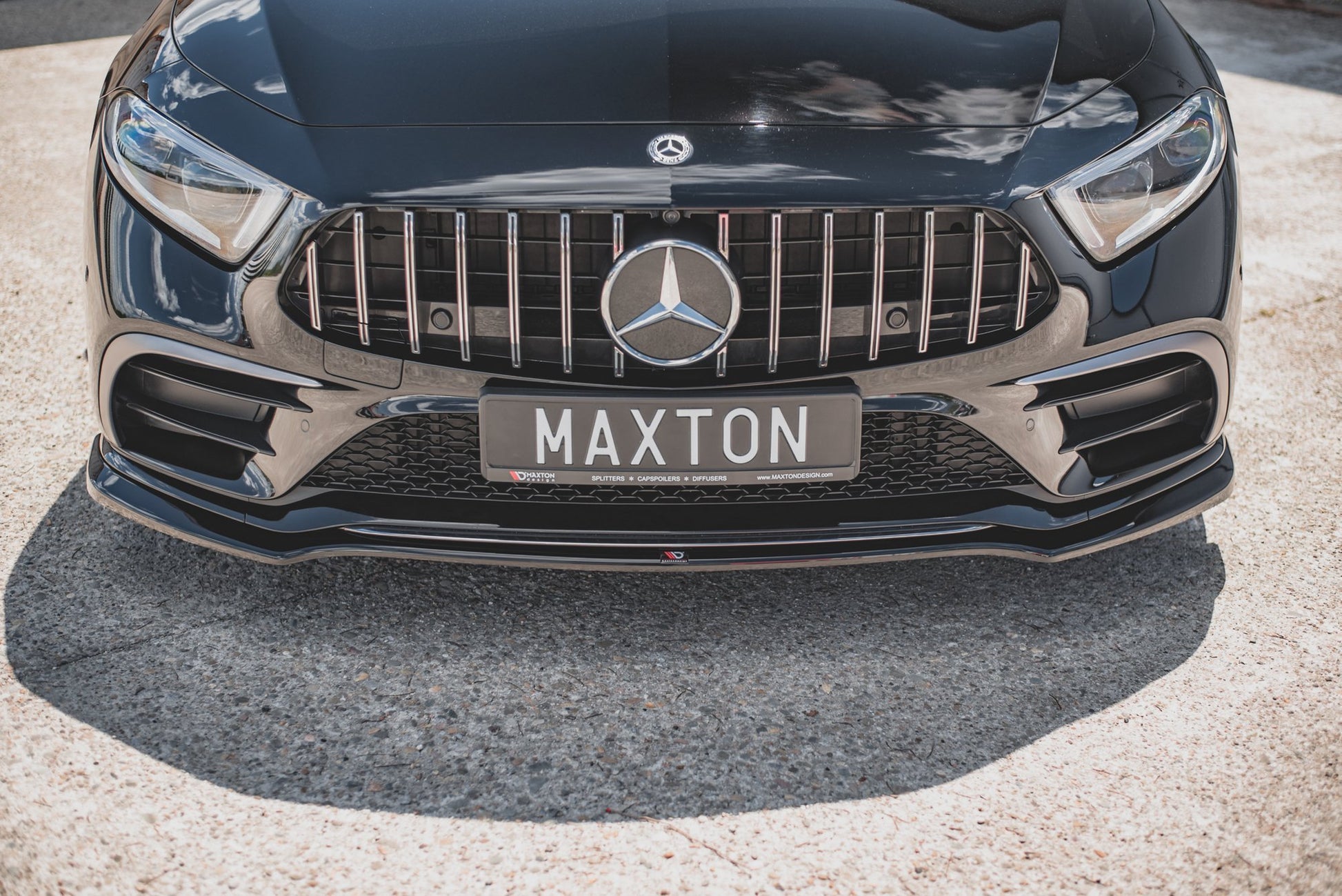 Front Ansatz V.3 für Mercedes-Benz CLS AMG-Line / 53AMG C257 schwarz Hochglanz
