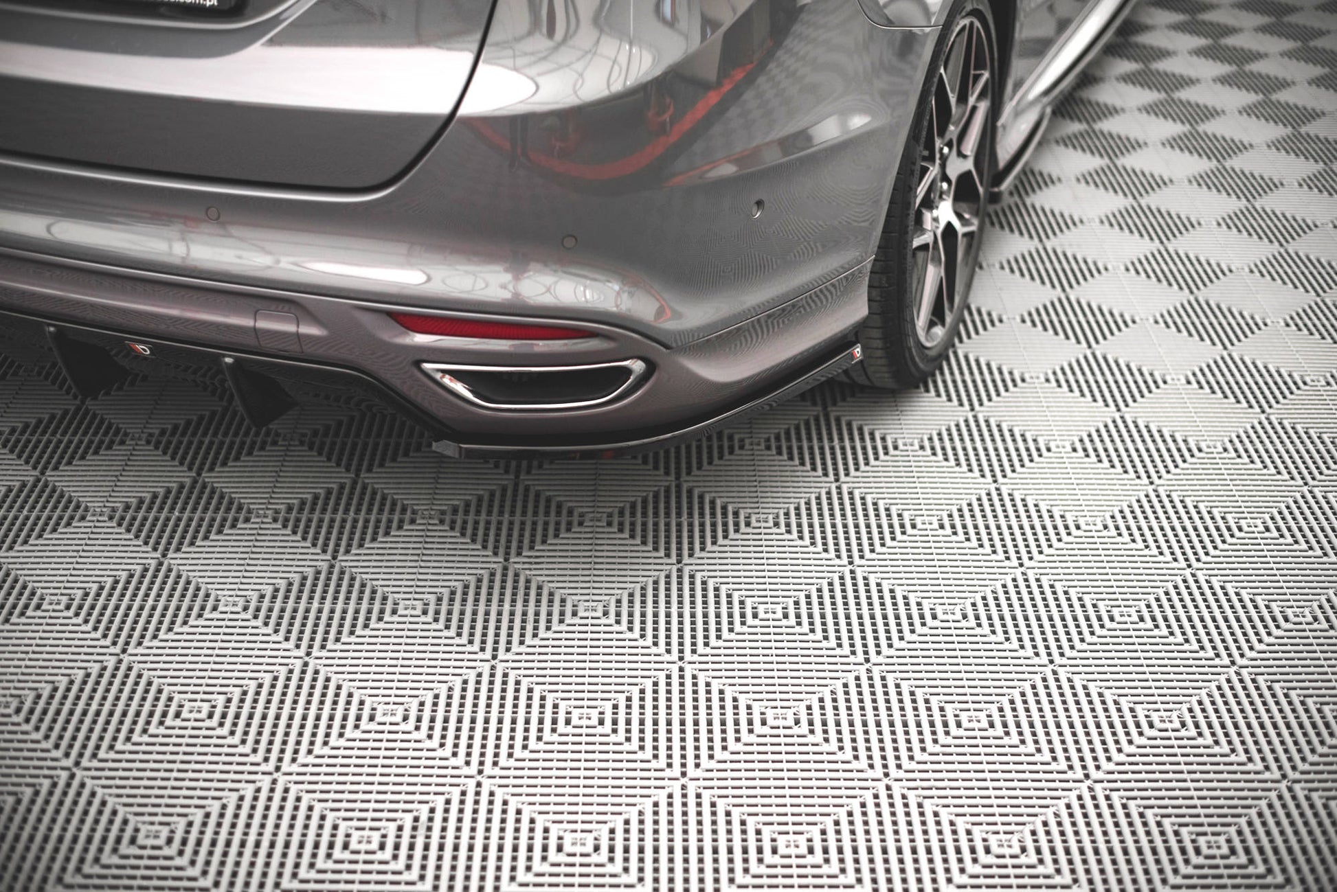 Heck Ansatz Flaps Diffusor V.2 für Ford Mondeo ST-Line Mk5 Facelift schwarz matt