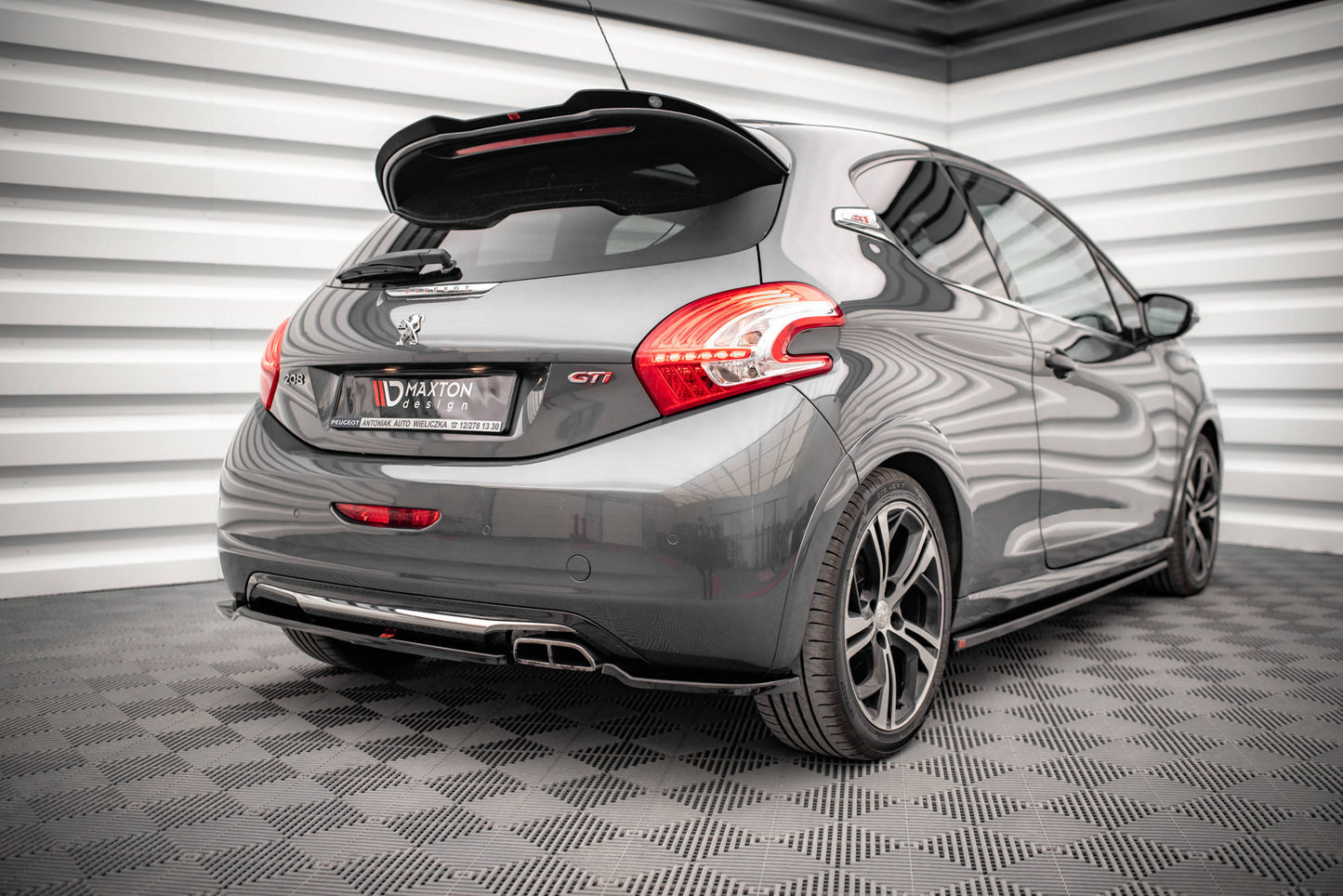 Heck Ansatz Flaps Diffusor für Peugeot 208 GTi Mk1 Carbon Look