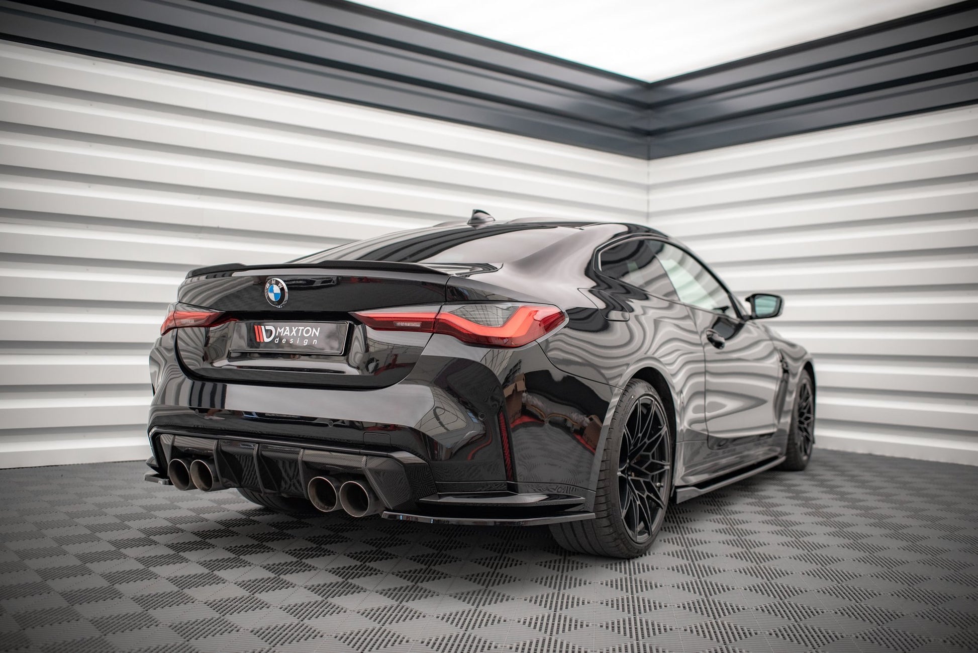 Heck Ansatz Flaps Diffusor für BMW M4 G82 schwarz matt