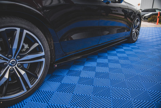 Seitenschweller Ansatz für V.1 für Volvo S60/V60 R-Design Mk3 schwarz Hochglanz
