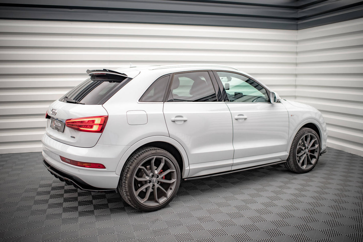 Seitenschweller Ansatz für Audi Q3 8U Facelift Carbon Look