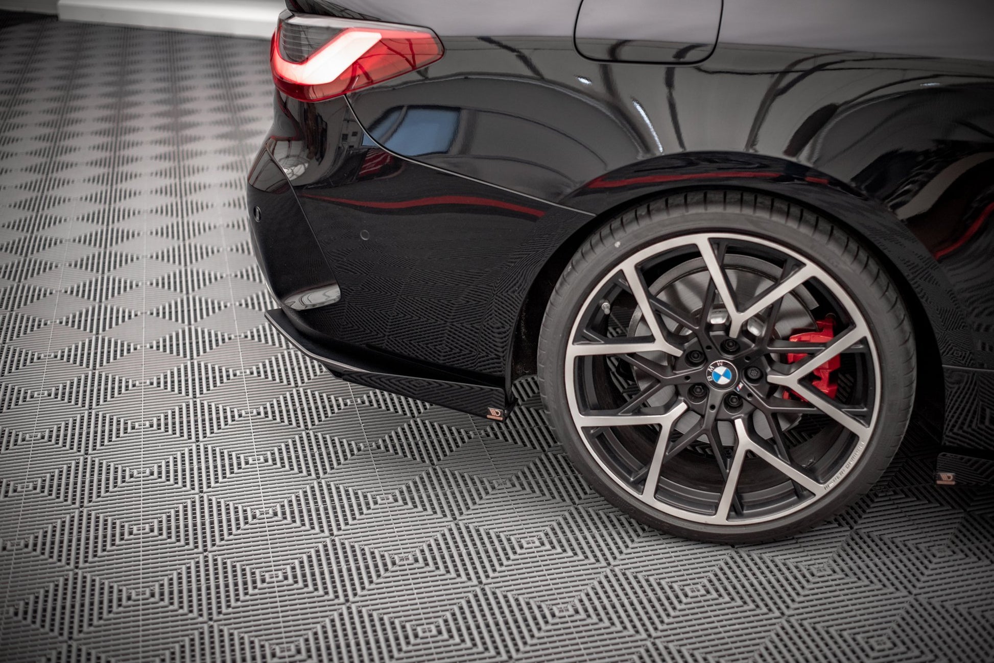 Street Pro Heck Ansatz Flaps Diffusor +Flaps für BMW 4er M-Paket G22 schwarz Hochglanz