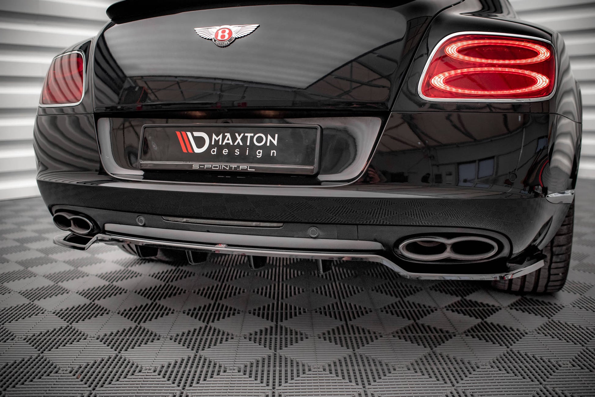 Mittlerer Diffusor Heck Ansatz DTM Look für Bentley Continental GT V8 S Mk2 Carbon Look