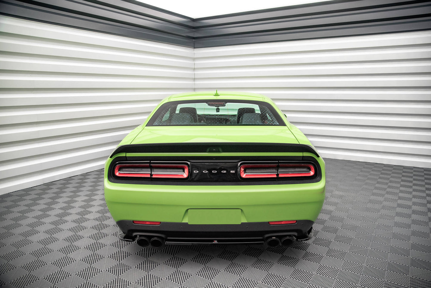 Mittlerer Diffusor Heck Ansatz für Dodge Challenger SRT Hellcat Mk3 schwarz Hochglanz
